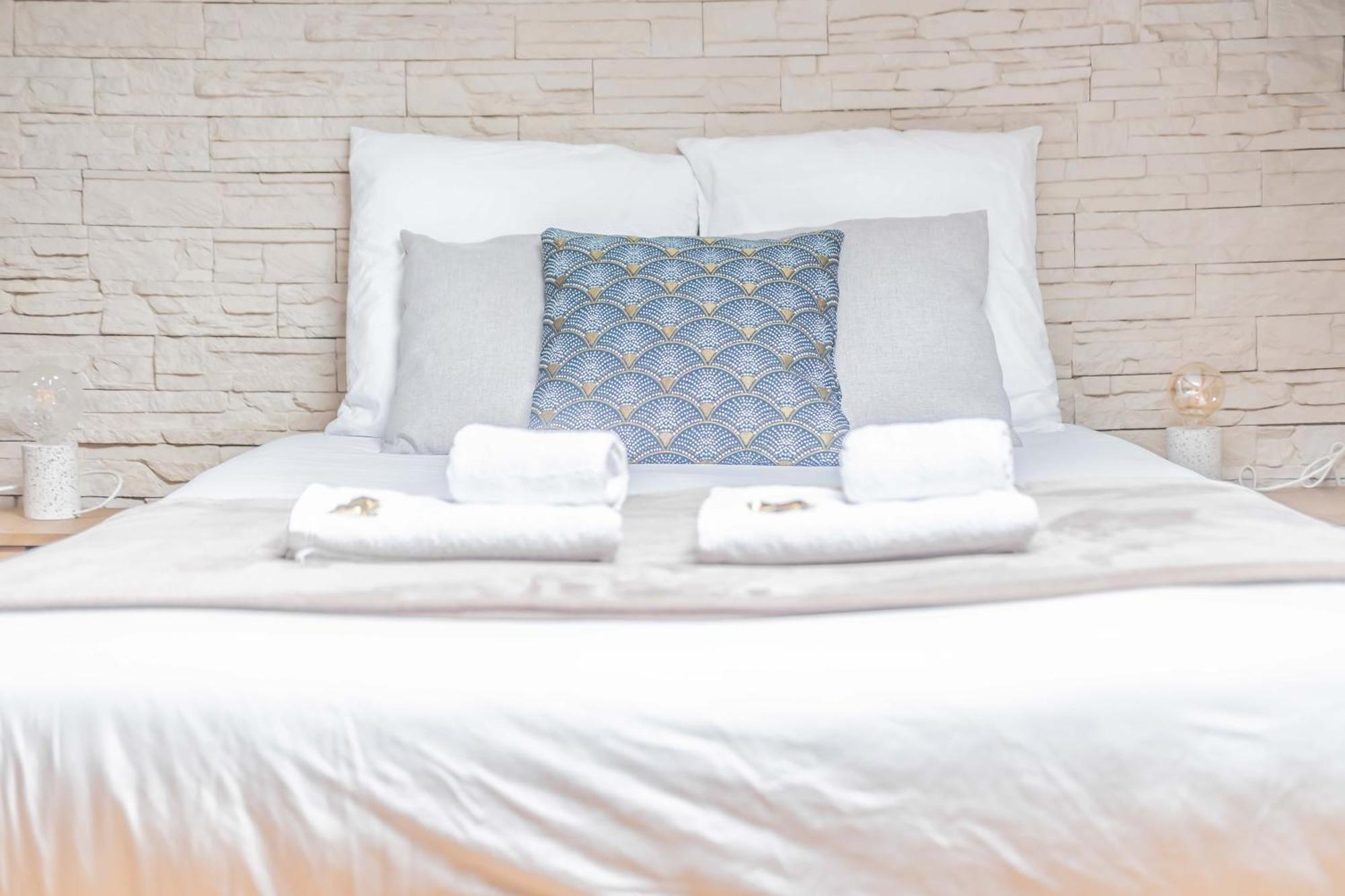 Triplex Cathedrale Parking Gratuit Apartment Reims Luaran gambar